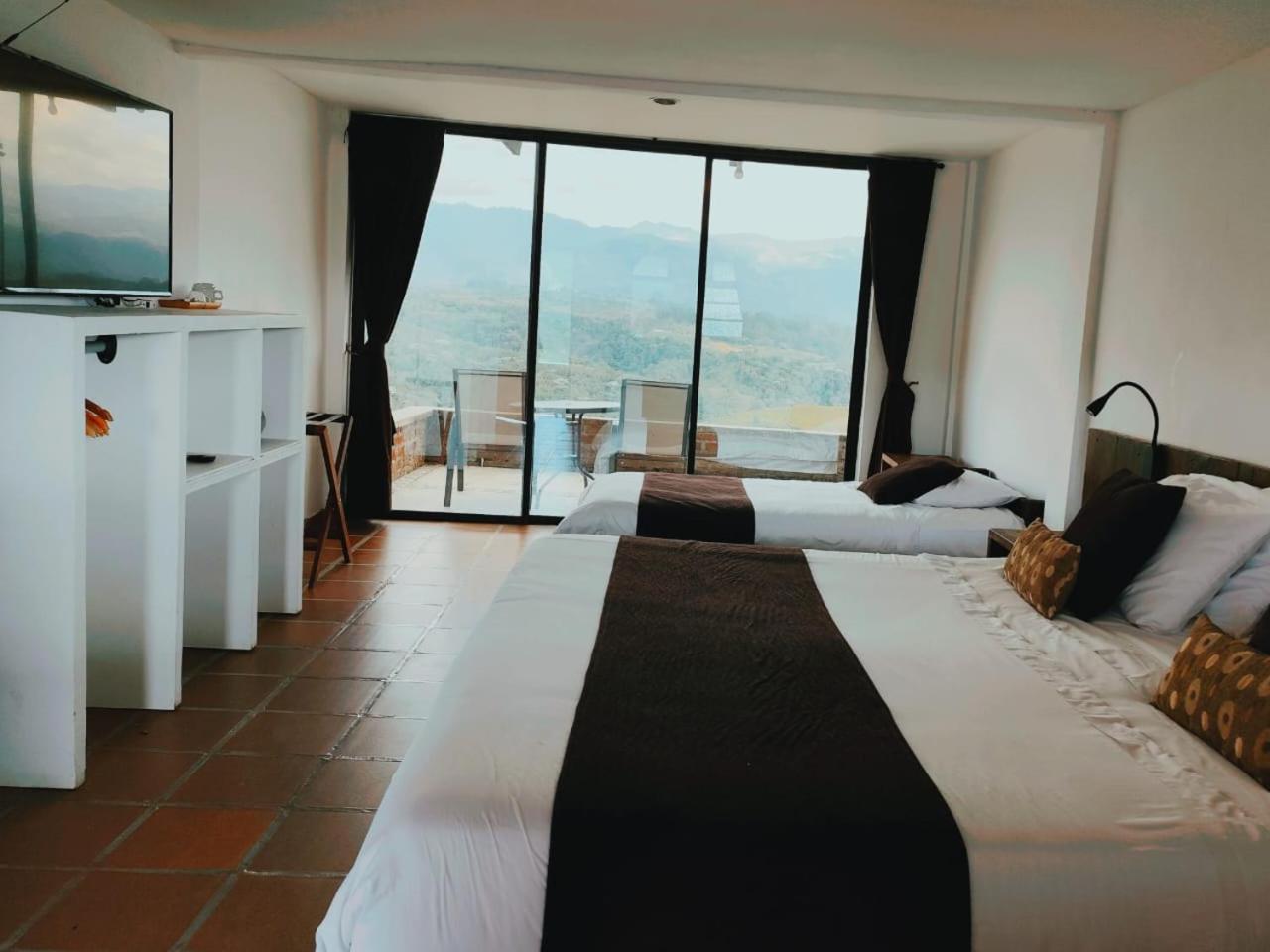 Sierra Morena Hotel フィランディア エクステリア 写真